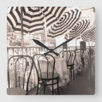 Balcon de restaurant pittoresque, Italie