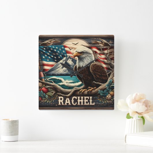 Horloge Carrée Bald Eagle Against Mountain et American Flag (Maison)