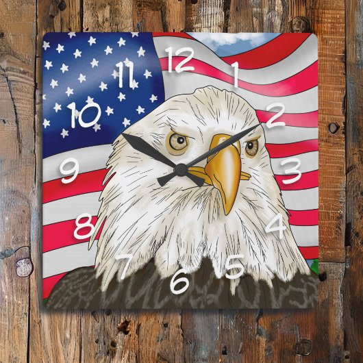 Horloge Carrée Bald Eagle devant le drapeau américain Art patriot