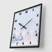 Horloge Carrée Balles de Noël magiques en métal (Angle)