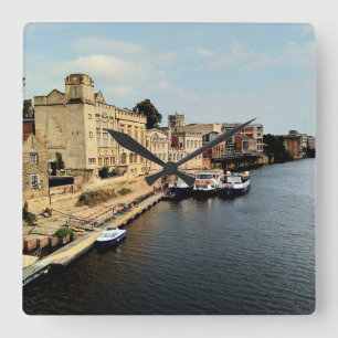 Horloge Carrée Bateau, à l'eau