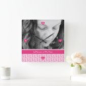 Horloge Carrée Beautiful Custom Rose Ribbon Memorial (Maison)