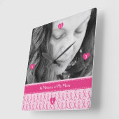 Horloge Carrée Beautiful Custom Rose Ribbon Memorial (Angle)