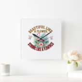 Horloge Carrée Beautiful Like a Flower, Strong Like a Flamingo (Maison)