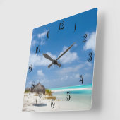 Horloge Carrée Beautiful white sables beach and turquoise ocean (Angle)