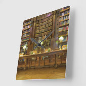 Horloge Carrée Bibliothèque historique antique (Angle)