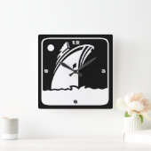 Horloge Carrée Black Ship Cruise - Retro Style Wall Clock (Maison)