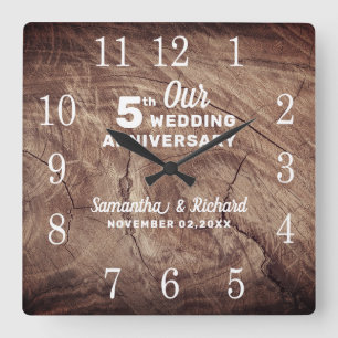 Horloge Carrée Bois rustique 5e anniversaire Mariage Personnalisé