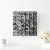 Horloge Carrée Bouchon de vin personnalisé élégant (Maison)