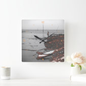 Horloge Carrée Boy and Seagull fishing by a nuclear power station (Maison)