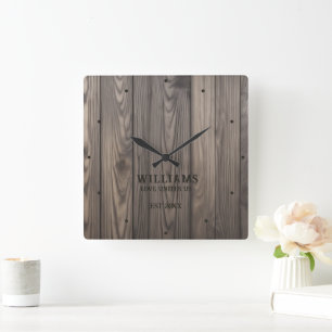 Horloge Carrée Brown en bois de noyer rustique personnalisé