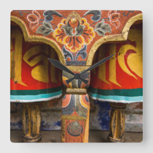 Horloge Carrée Buddhist praying role, bhutan