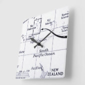Horloge Carrée Carte d'océan de South Pacific (Angle)
