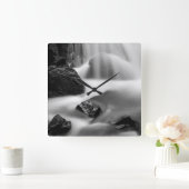 Horloge Carrée Cascade B&W, Californie (Maison)