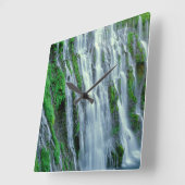 Horloge Carrée Cascade pittoresque, Californie (Angle)