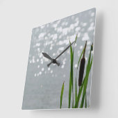 Horloge Carrée Cattail devant le lac (Angle)