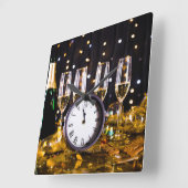 Horloge Carrée Célébration du réveillon SlipperyLe champagne de J (Angle)