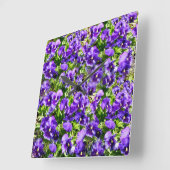 Horloge Carrée Champ de pensées violettes, (Angle)