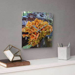 Horloge Carrée Champignon Orange de la Poule des Bois