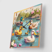 Horloge Carrée "Charming Ducks on Pond" (Angle)