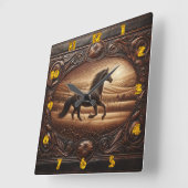 Horloge Carrée Cheval galopant dans le paysage de terrain couché (Angle)