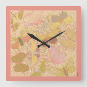 Horloge Carrée Chic Gold Leaf and Butterfly Pink Background