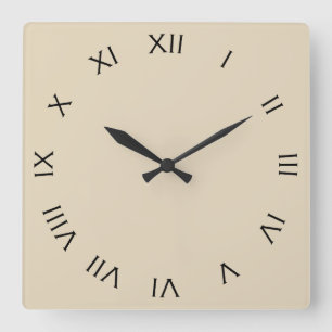 Horloge Carrée Chiffres romains noirs sur wccn beige