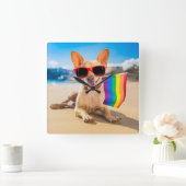 Horloge Carrée Chihuahua Dog à la plage (Maison)