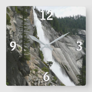 Horloge Carrée Chutes du Nevada dans le Parc national de Yosemite