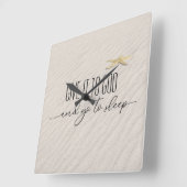 Horloge Carrée Citation Inspirante Sur Le Sable De Plage (Angle)