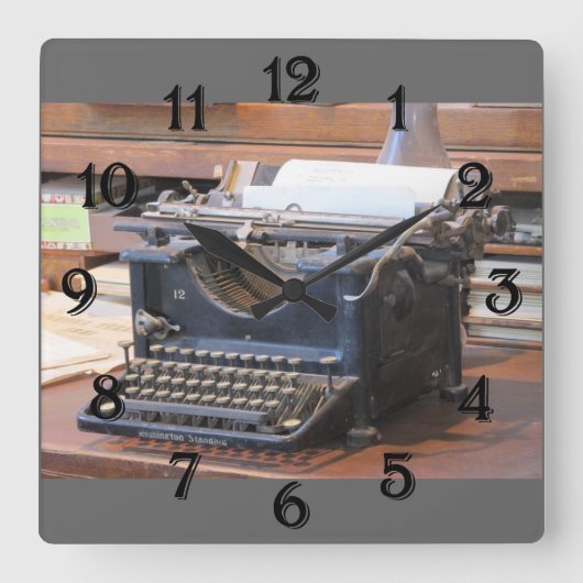 Horloge Carrée Clock Antique (Recto)