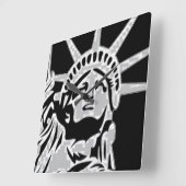 Horloge Carrée Clock Lady Liberty Wall (Angle)