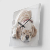 Horloge Carrée Cocker spaniel chien dormir (Angle)