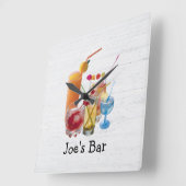 Horloge Carrée Cocktail Happy Hour On Wood (Angle)