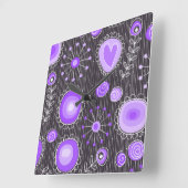 Horloge Carrée Coeurs gris violet blanc et fleurs florales (Angle)