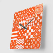 Horloge Carrée Conception de Patchwork Motif mixte orange blanc (Angle)