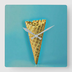 Horloge Carrée Cône gaufre pour les amateurs de glaces