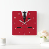 Horloge Carrée Costume rouge et cravate noire - Ajouter votre nom (Maison)