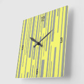 Horloge Carrée Couleur de pantone Gris ultime et illumination (Angle)