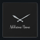 Horloge Carrée Couleur Solide Noir Noir Moderne<br><div class="desc">Coussins noirs de base. Conception Modèle personnalisée. Personnalisez avec votre propre nom,  un grand cadeau pour toute personne,  y compris vous-même.</div>