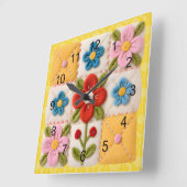 Horloge Carrée Courtepoint en patchwork de fleurs brodées (Angle)
