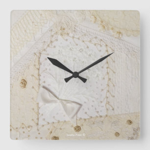 Horloge Carrée Crazy Quilt Broderie Design cadenas mural