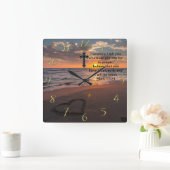 Horloge Carrée Croix de foi chrétienne avec Mark 11:24 (Maison)