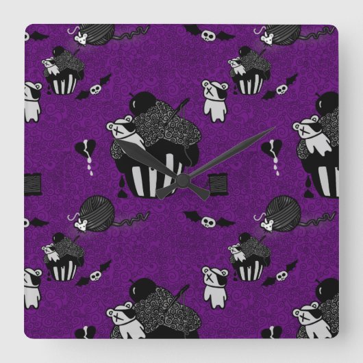 Horloge Carrée Cupcakes crâne motif doodle goth violet (Recto)