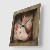Horloge Carrée Curious Piglets (Angle)