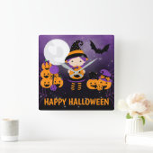 Horloge Carrée Cute Witch Girl and Pumpkins Happy Halloween (Maison)