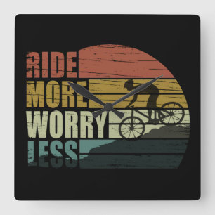 Horloge Carrée Cycliste Motivé - Citations de Cyclisme Drôles
