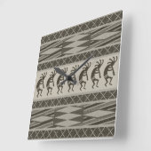 Horloge Carrée Design Aztèque Gris Et Noir Kokopelli (Angle)
