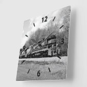 Horloge Carrée Diesel Engine Springtime Train B&W (Angle)