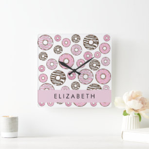 Horloge Carrée Donuts Roses, Donuts Blancs, Sprinkings, Votre Nom